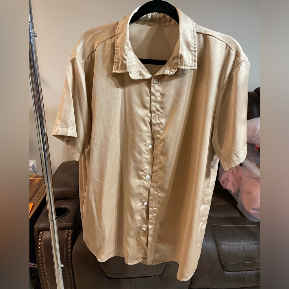 Men’s SHEIN XL Shirt